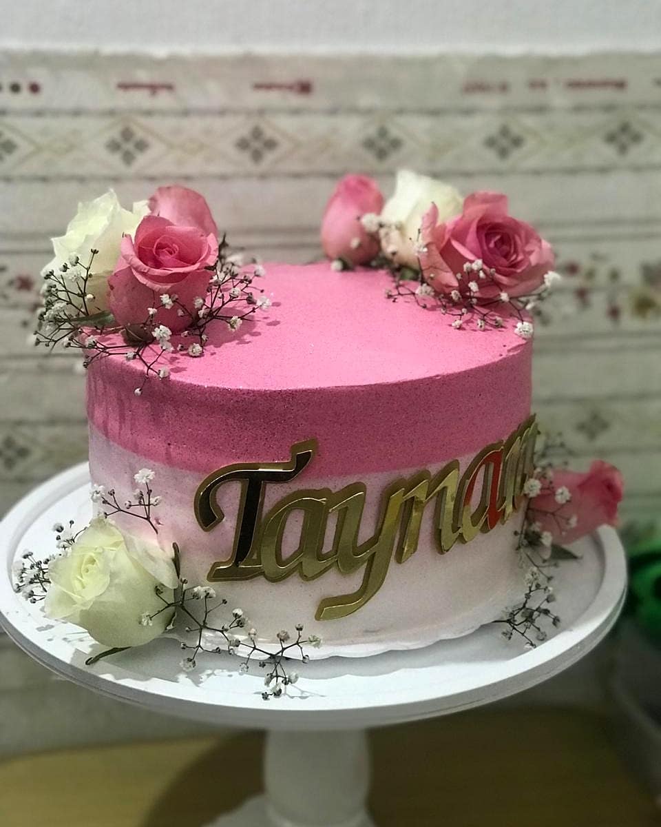 Bolo floral de aniversário